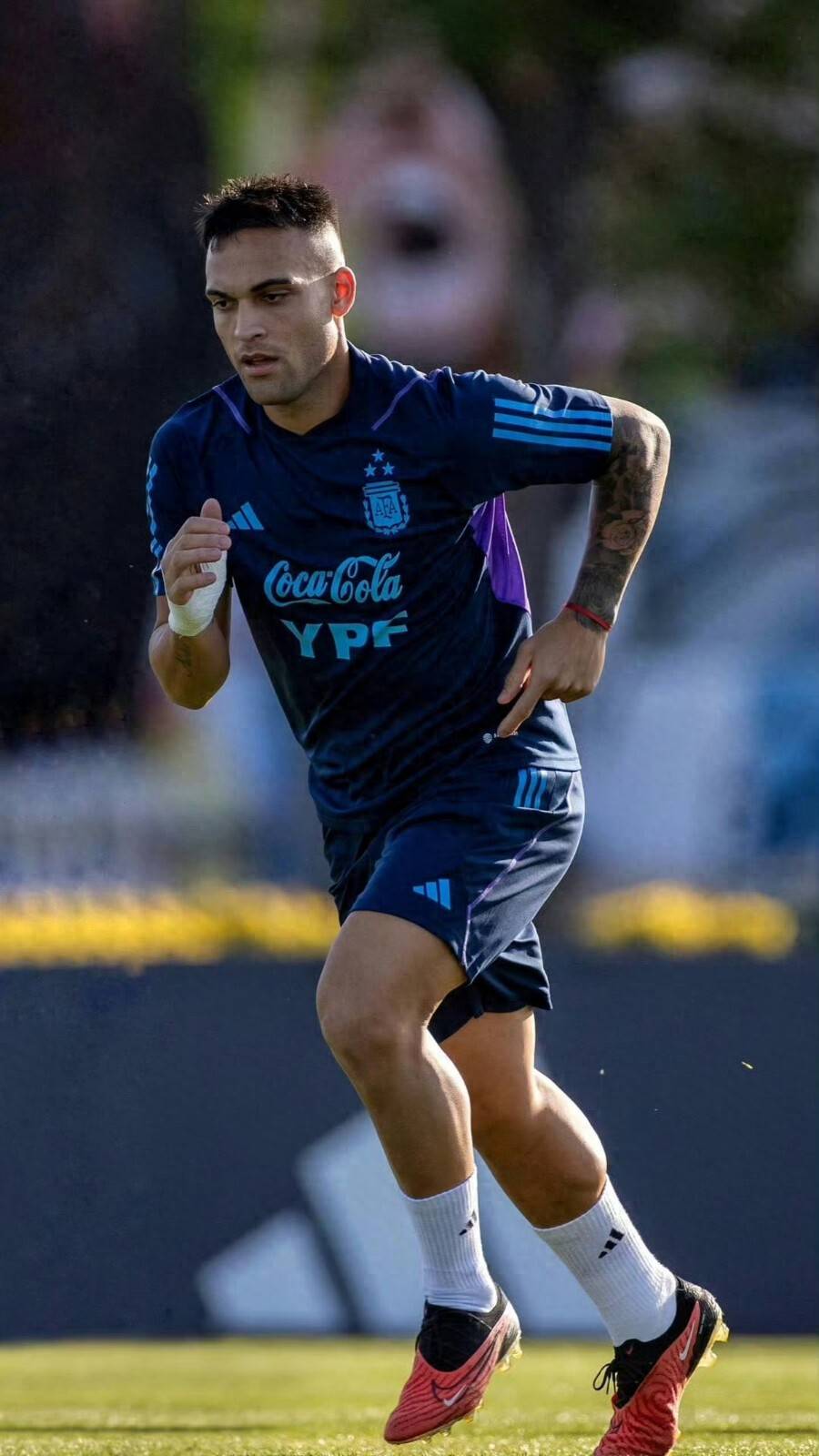 国米关键时刻救险，梅西力保胜局拿下系列赛(梅西国家队大赛决赛)